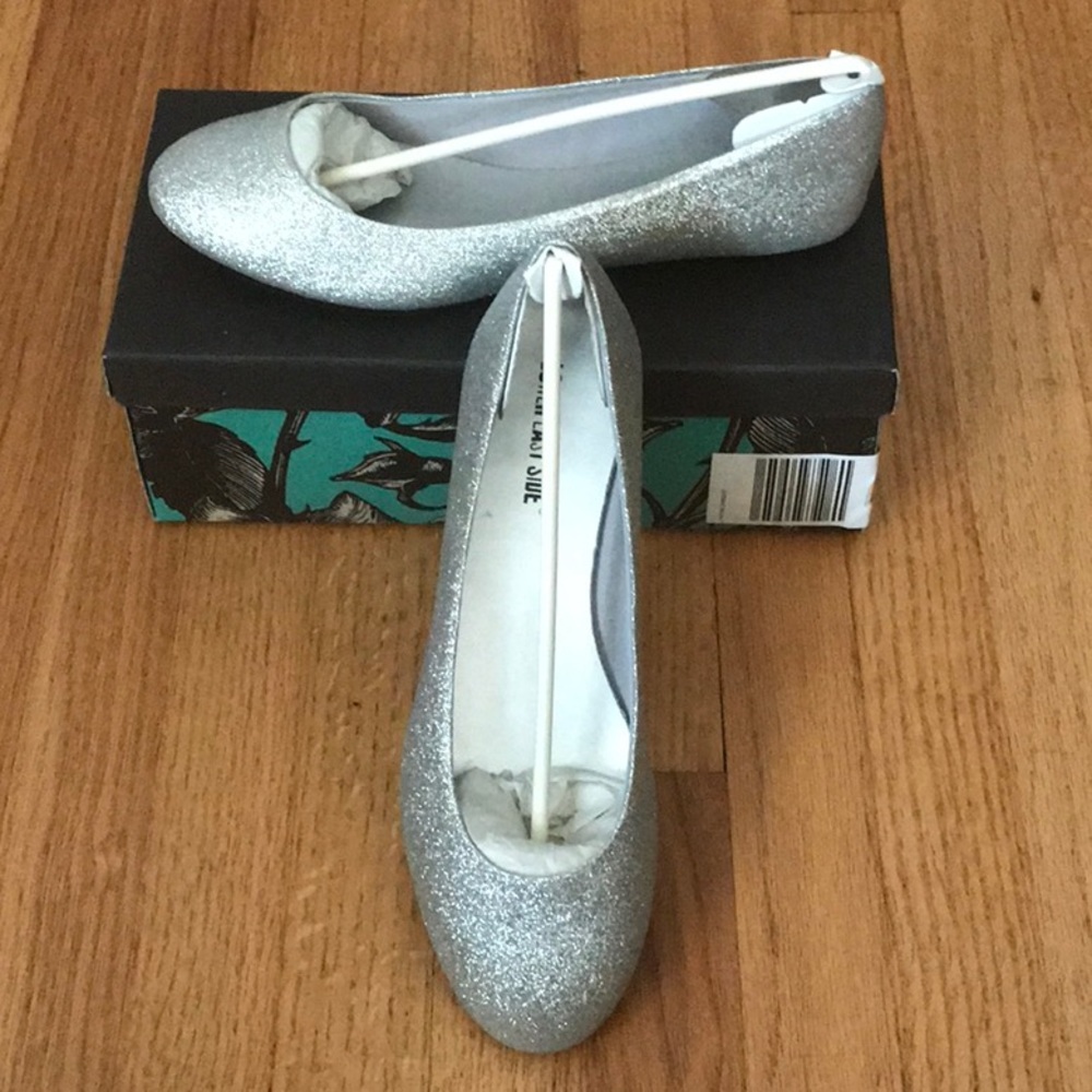NEW! Lower East Side | Silver Glitter Flats